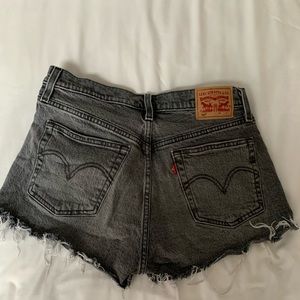 Levi’s 501 Charcoal High Waisted Denim Shorts Size 28